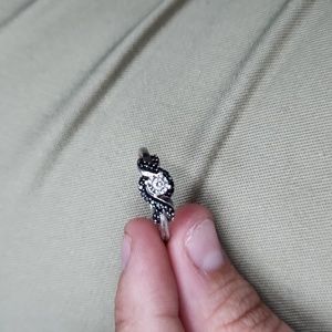 Black & White Diamond Promise Ring 1/6 ct tw Sterling Silver